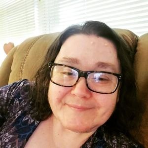 Meet your Posher, Dee dee